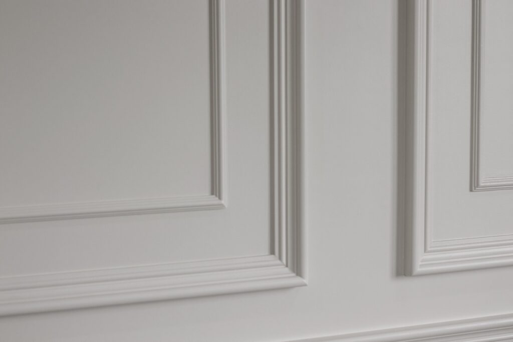 Types of Crown Moulding for Kitchen Cabinets