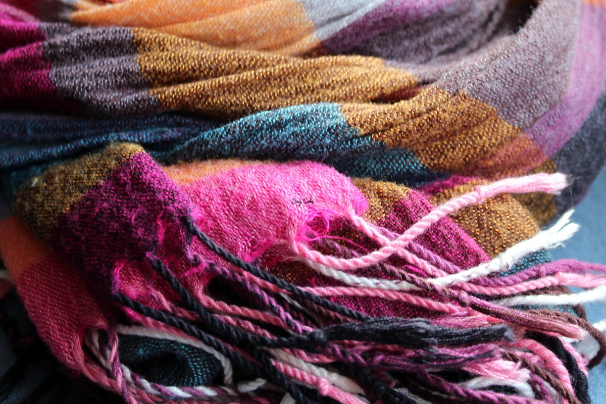 Types of Scarf | A Complete Guide to Scarf Types and Trends