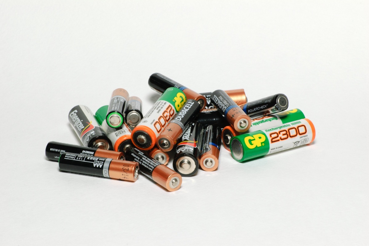 Types of Flashlight Batteries